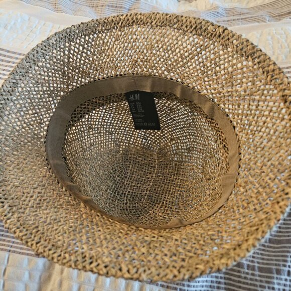 Hat - Picture 2 of 2